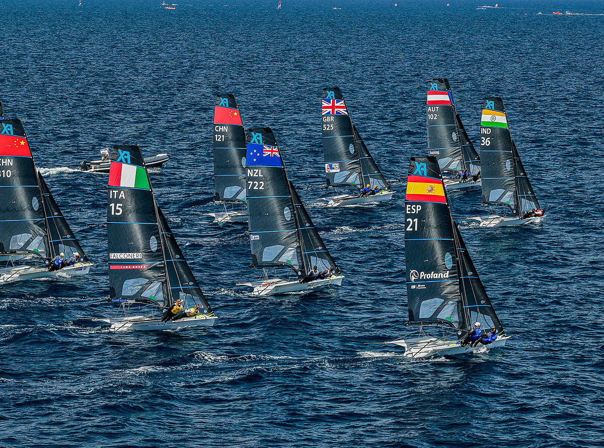Donner LaFrance Berger - HYERES 260421 1 (c) FFVoile  SailingEnergy