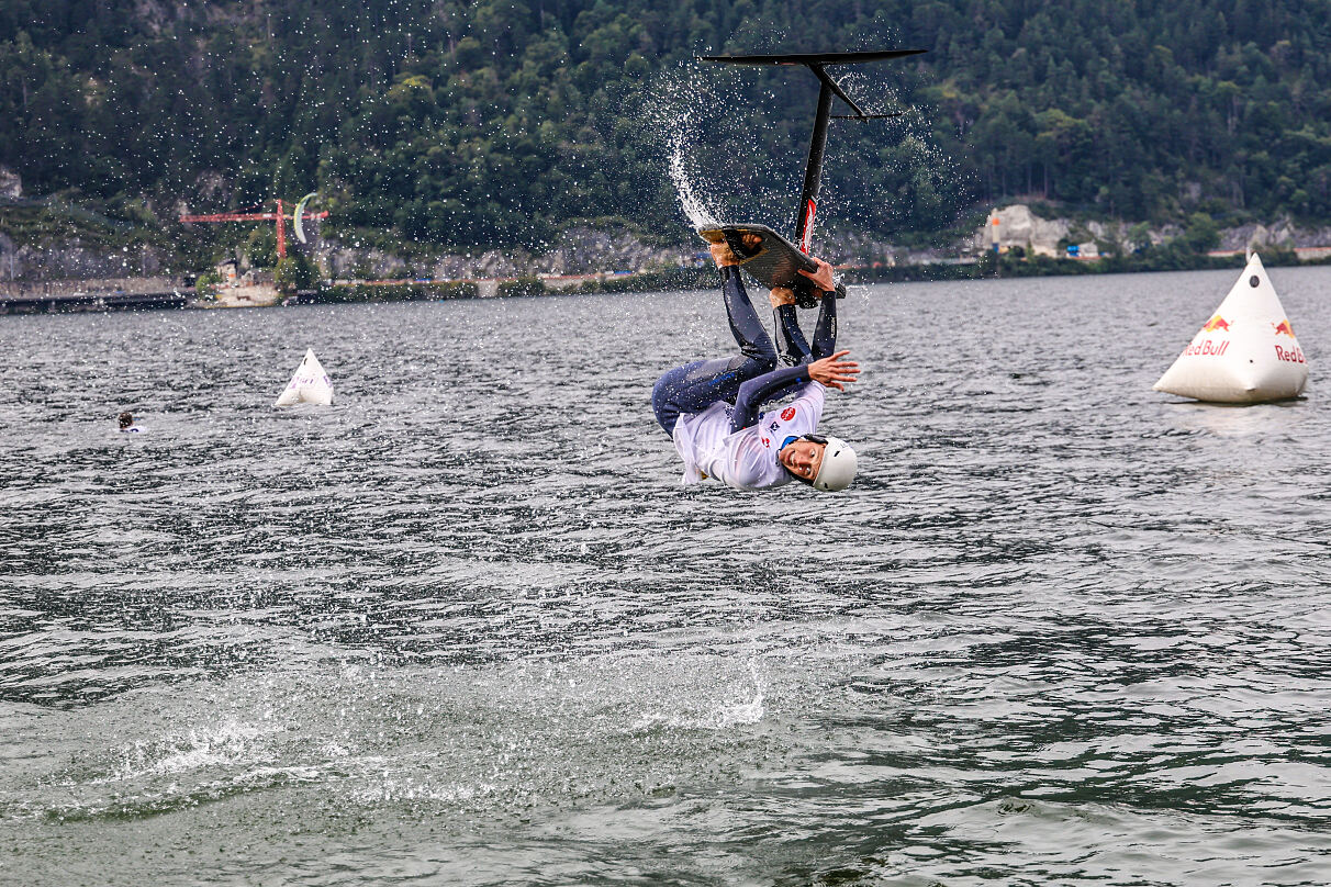 Jurij Scheibler beim Upper Austria SFT Pump Foil World Cup Traunsee