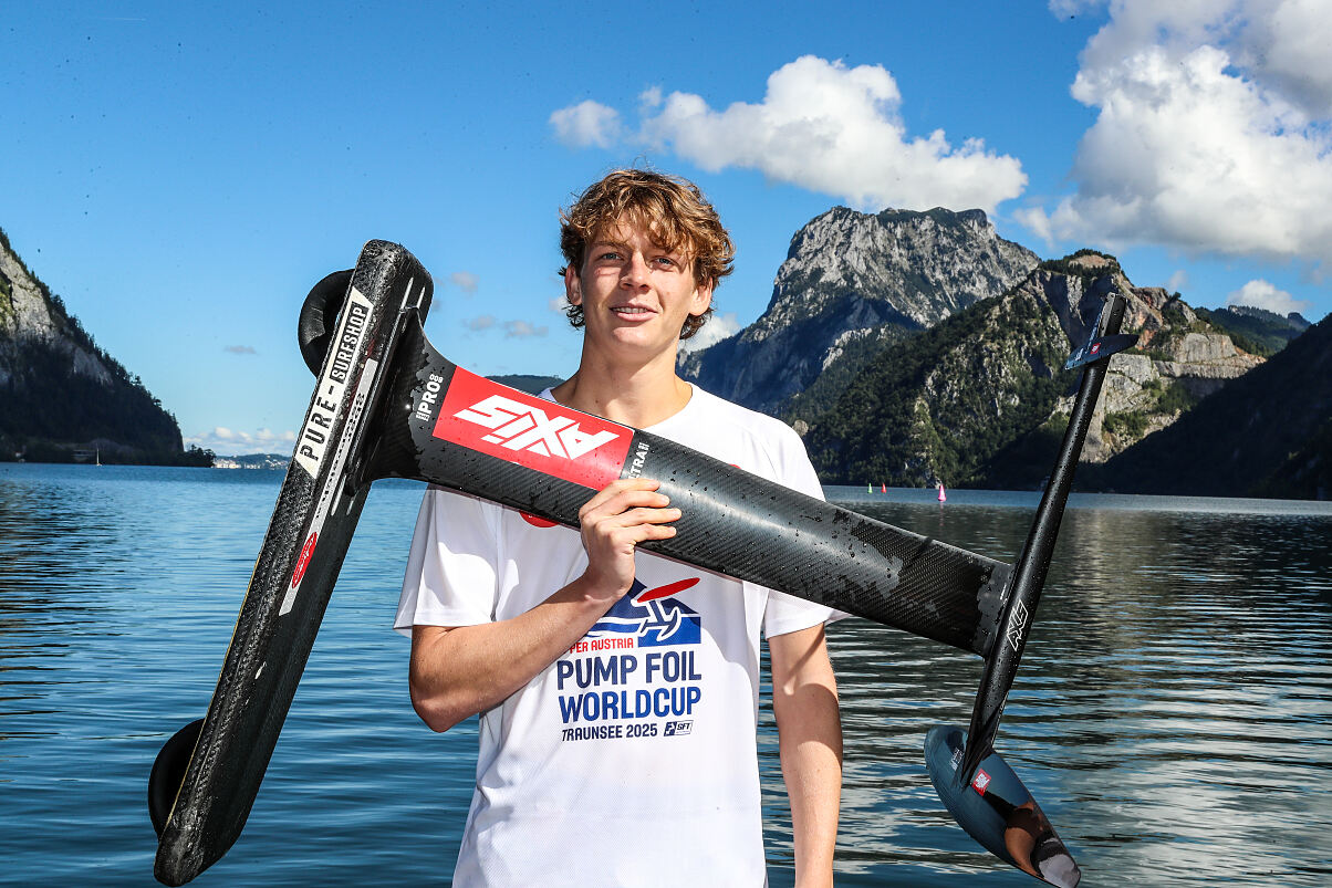 Jurij Scheibler beim Upper Austria SFT Pump Foil World Cup Traunsee