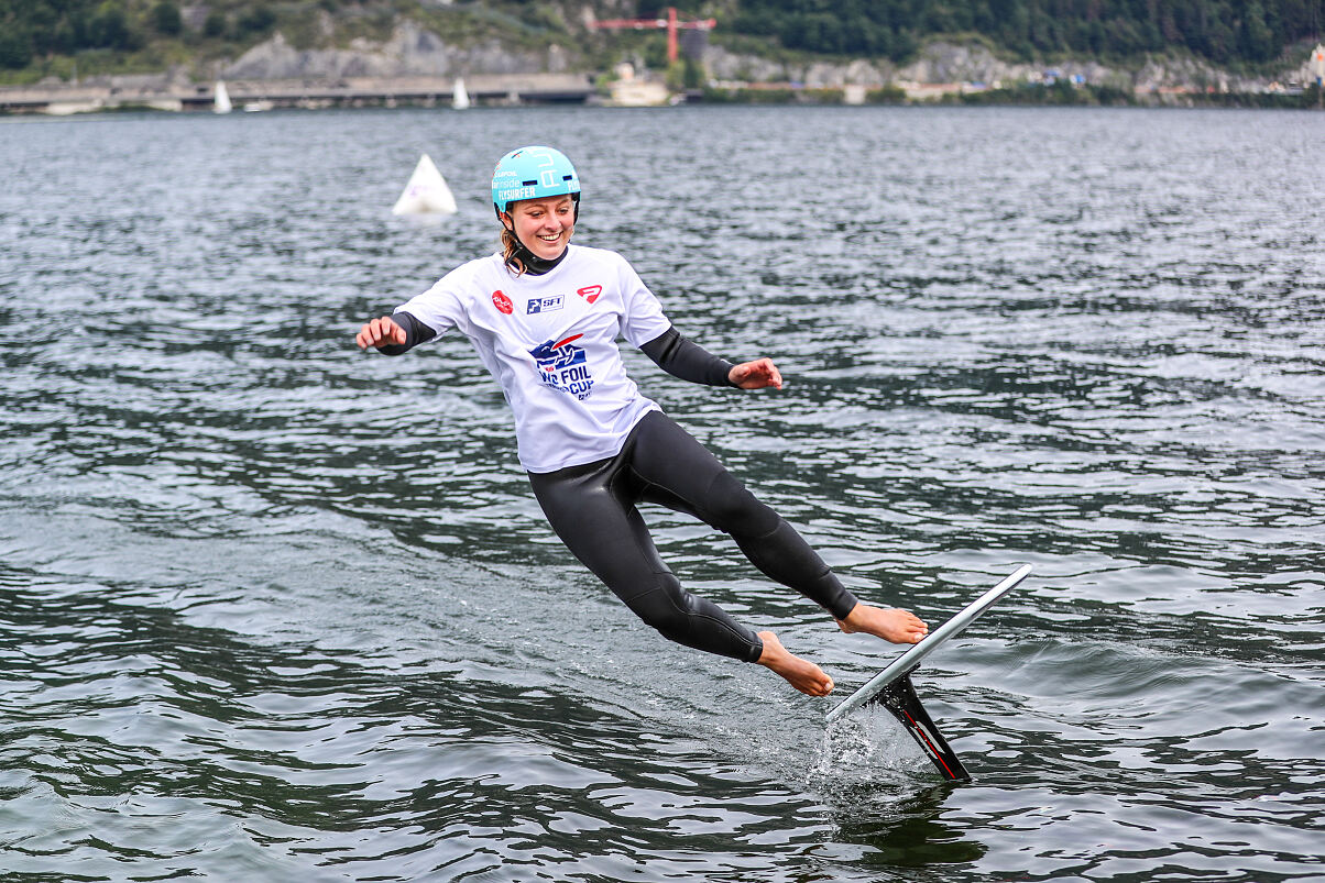 Viola Lippitsch beim Upper Austria SFT Pump Foil World Cup Traunsee