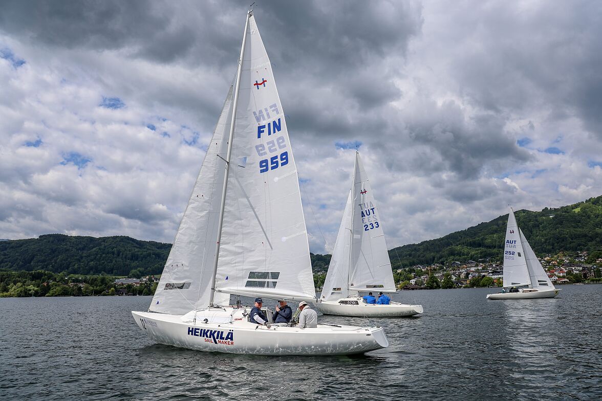 Jari Saarinen und Crew