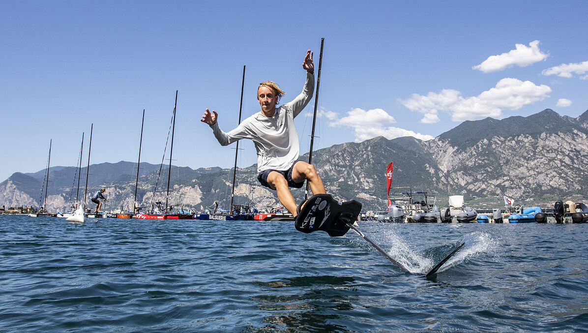 Pump Foil-Event am Gardasee