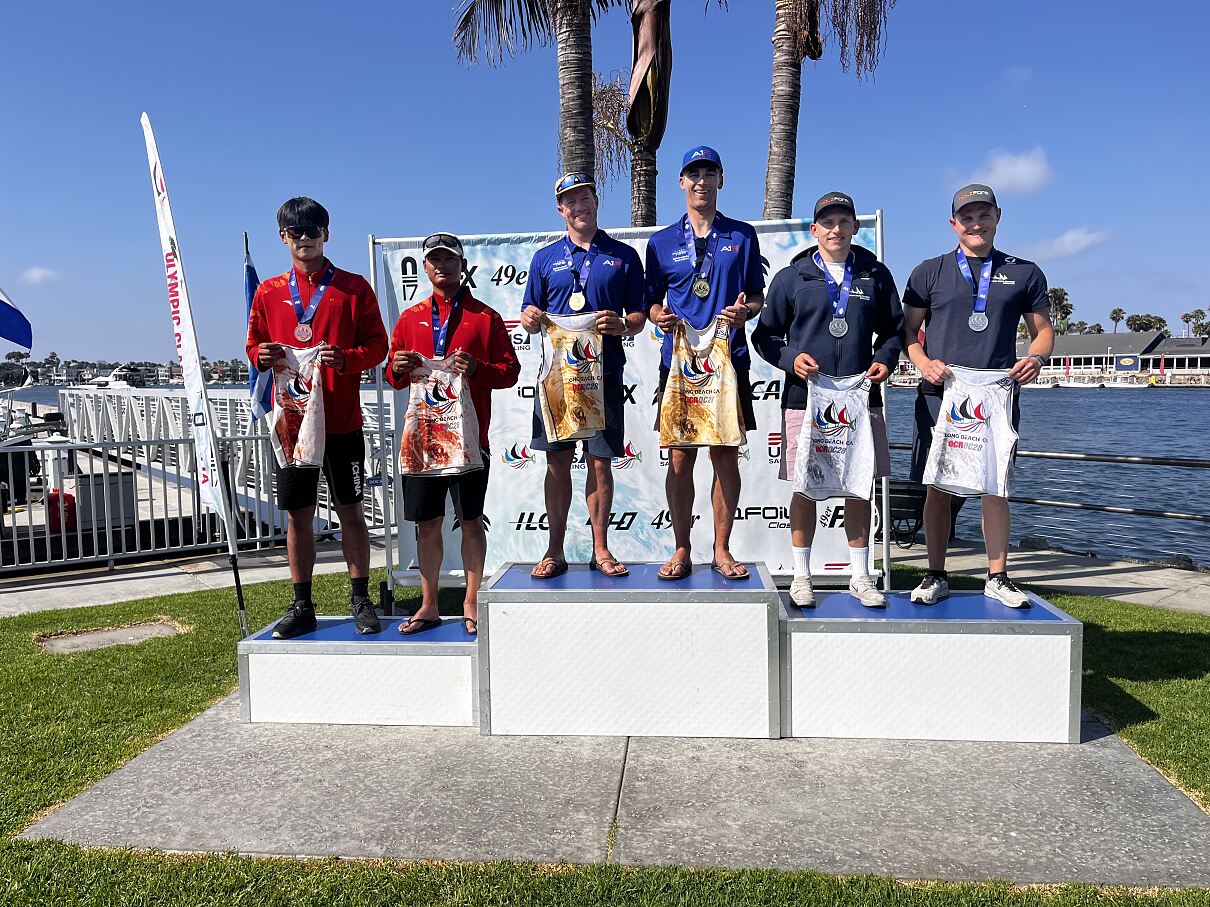 Podium 49er